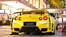  Nissan GT-R R35   