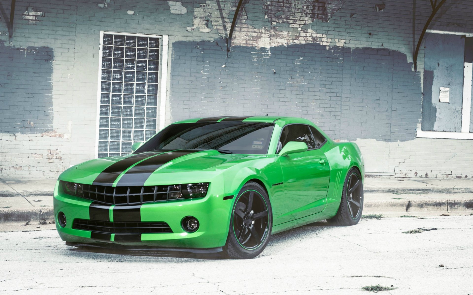 Chevrolet Camaro Green