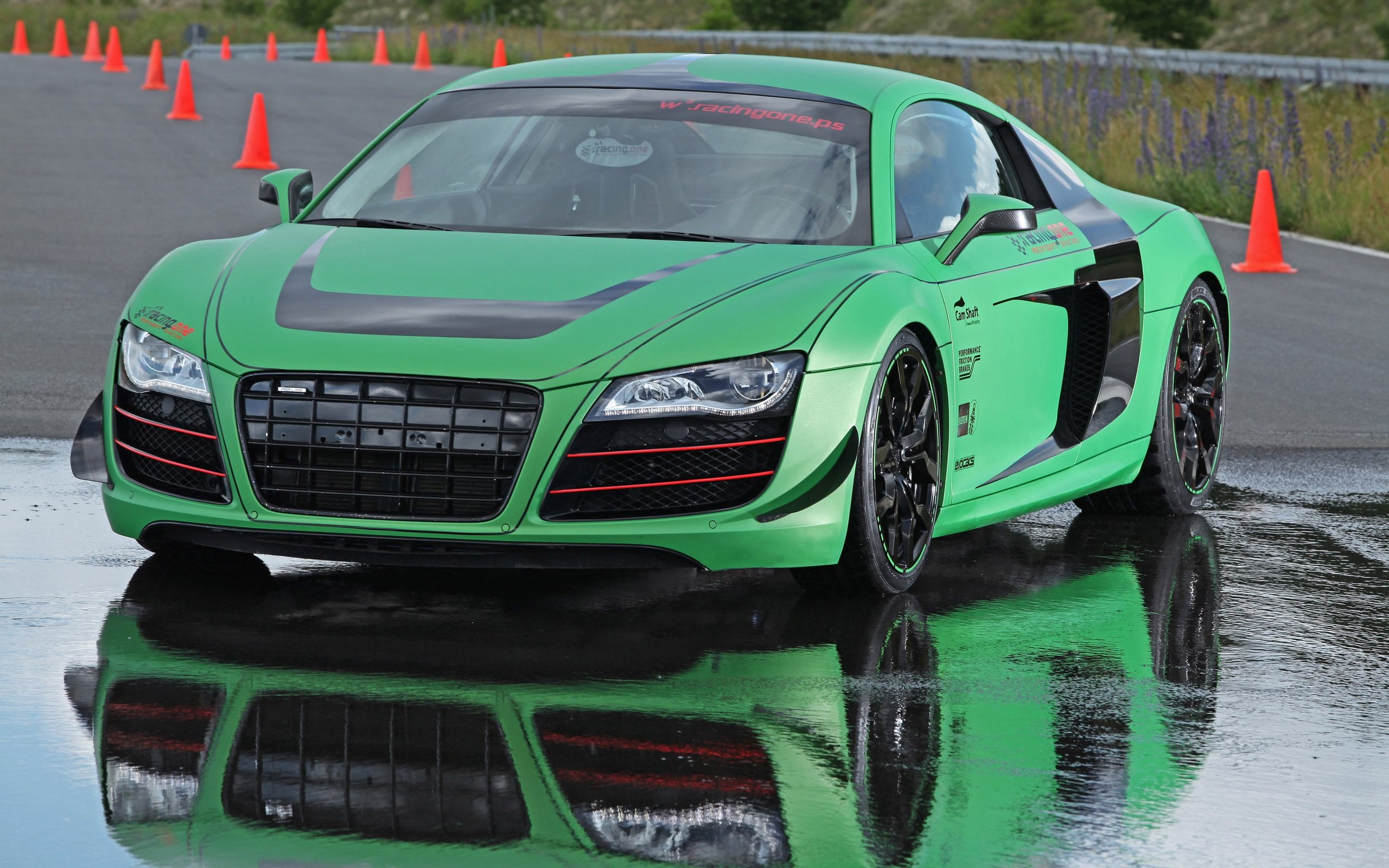 Audi r8 Green