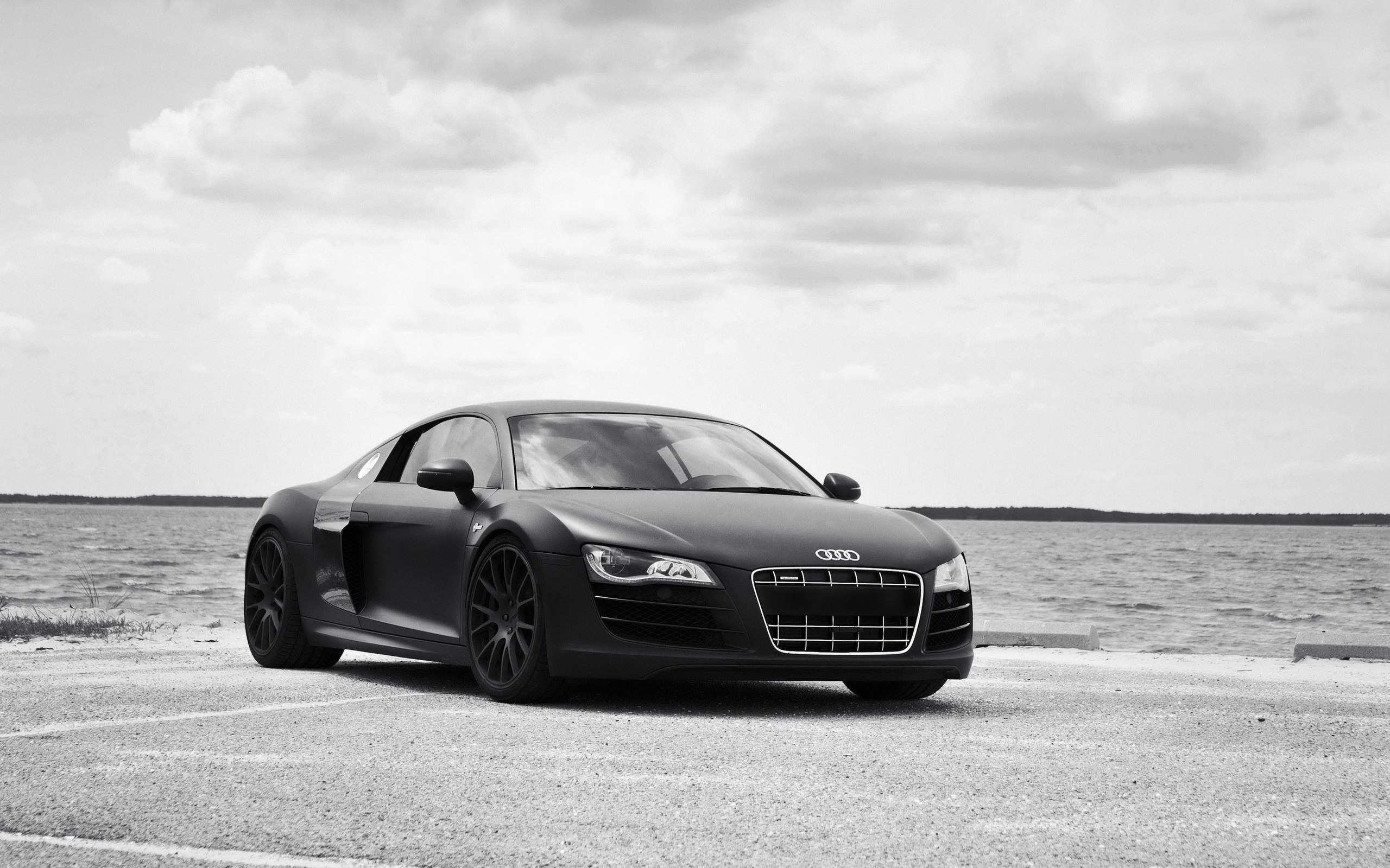 Машины блэк. Ауди r8 Black. Ауди р8 черная. Audi a8 r20. Audi r8 Tuning Black.