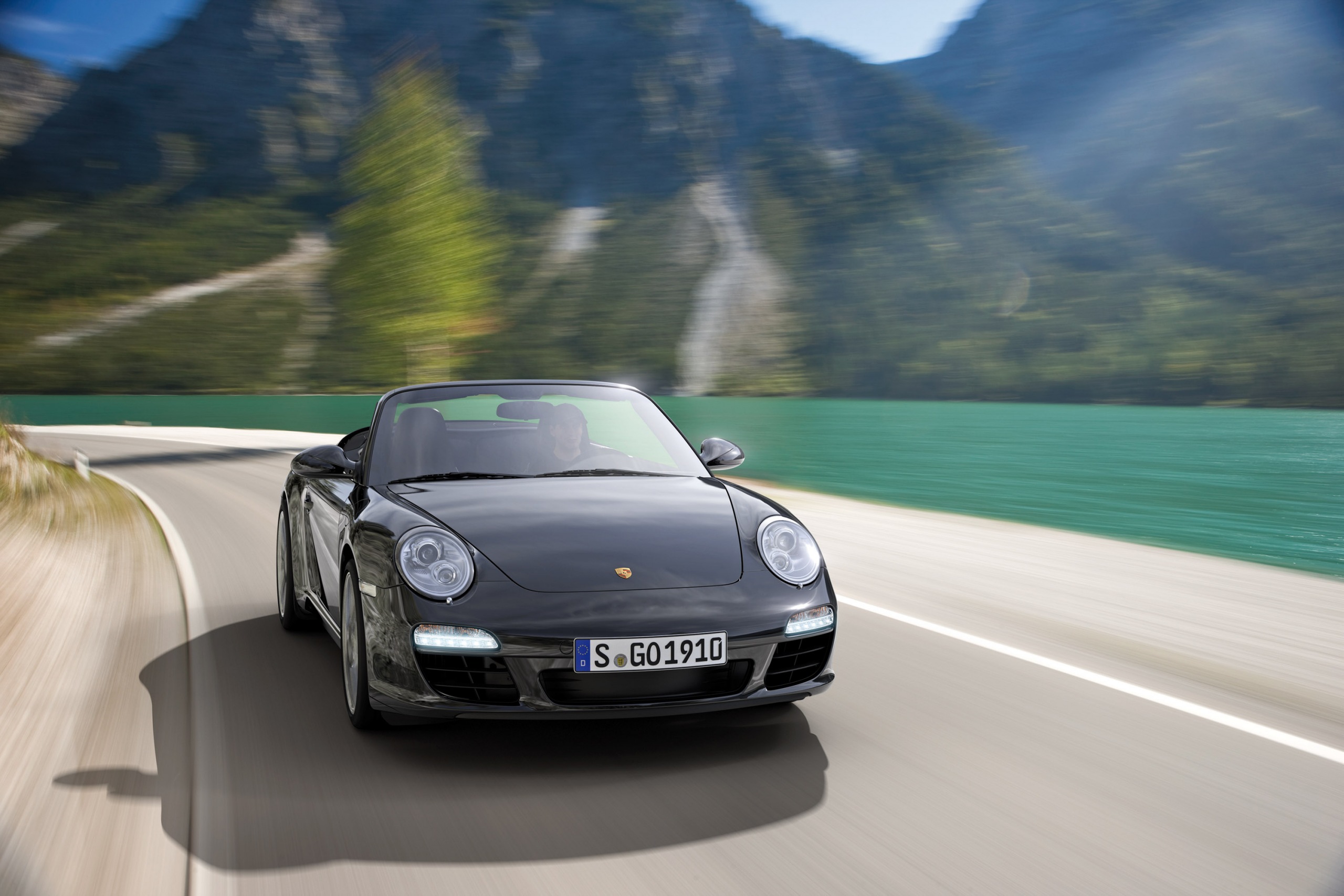 Porsche Carrera 911 Black