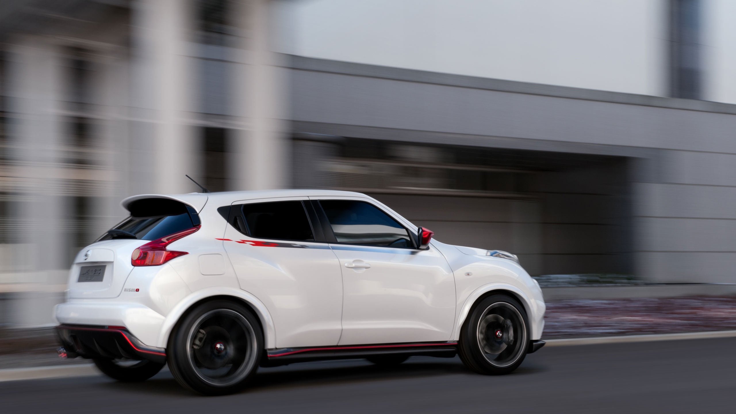 Nissan Juke White