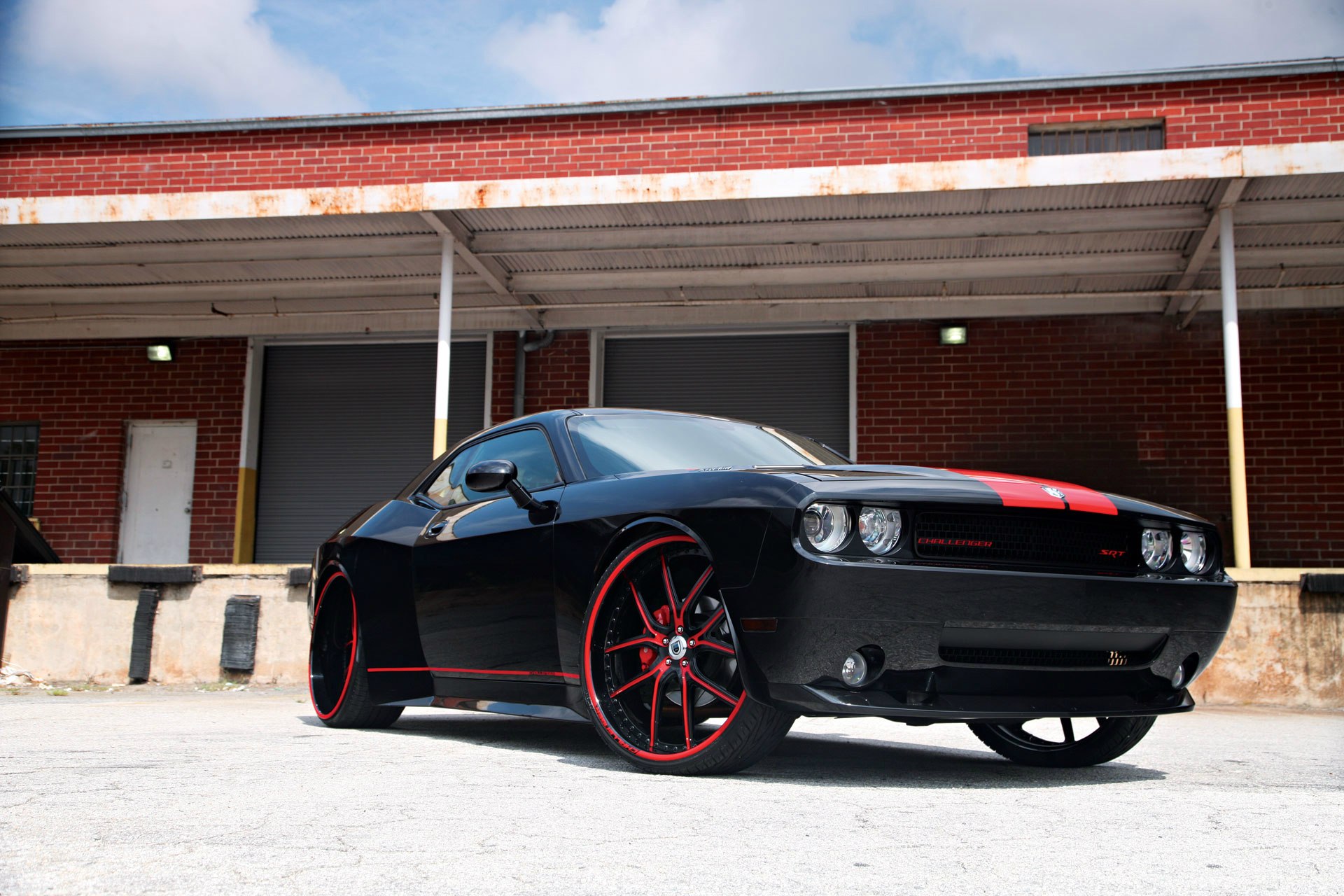 Dodge Challenger srt8 черный матовый