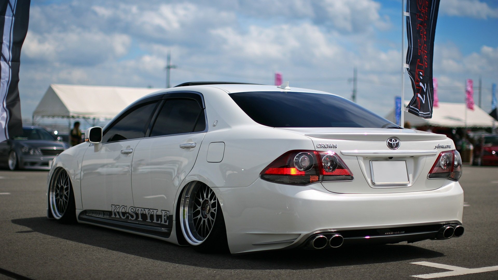 Toyota Crown 180 stance