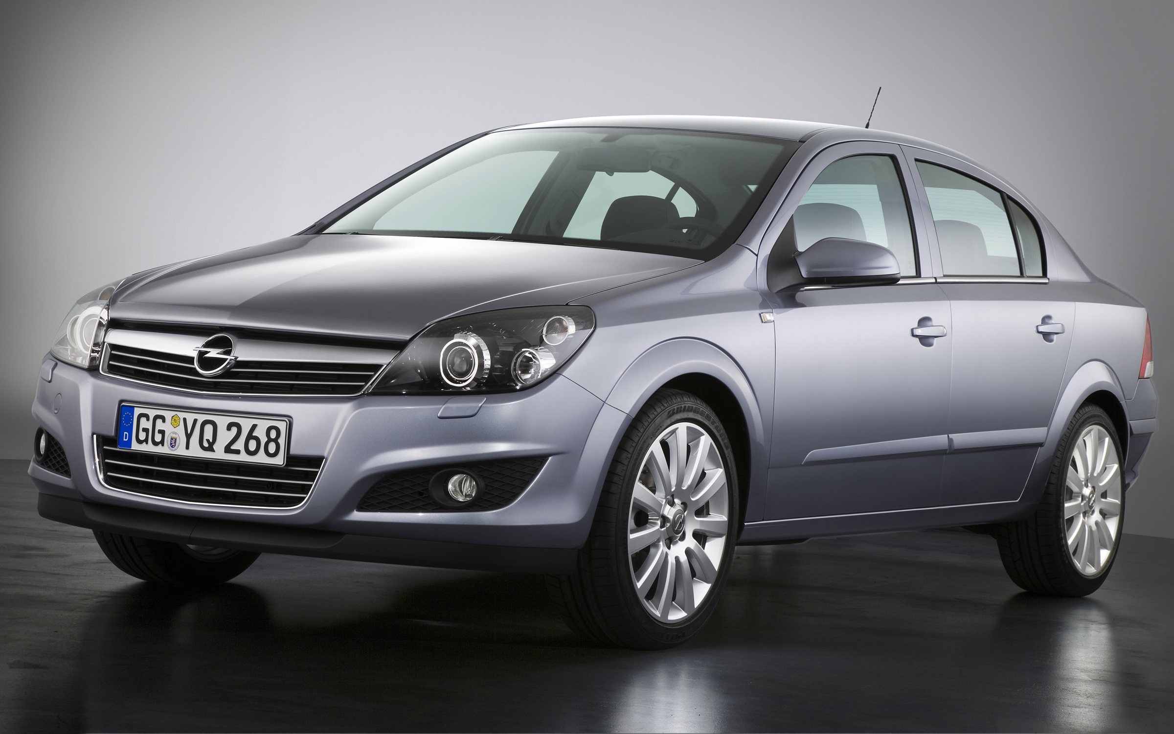 Opel Astra 2006 седан