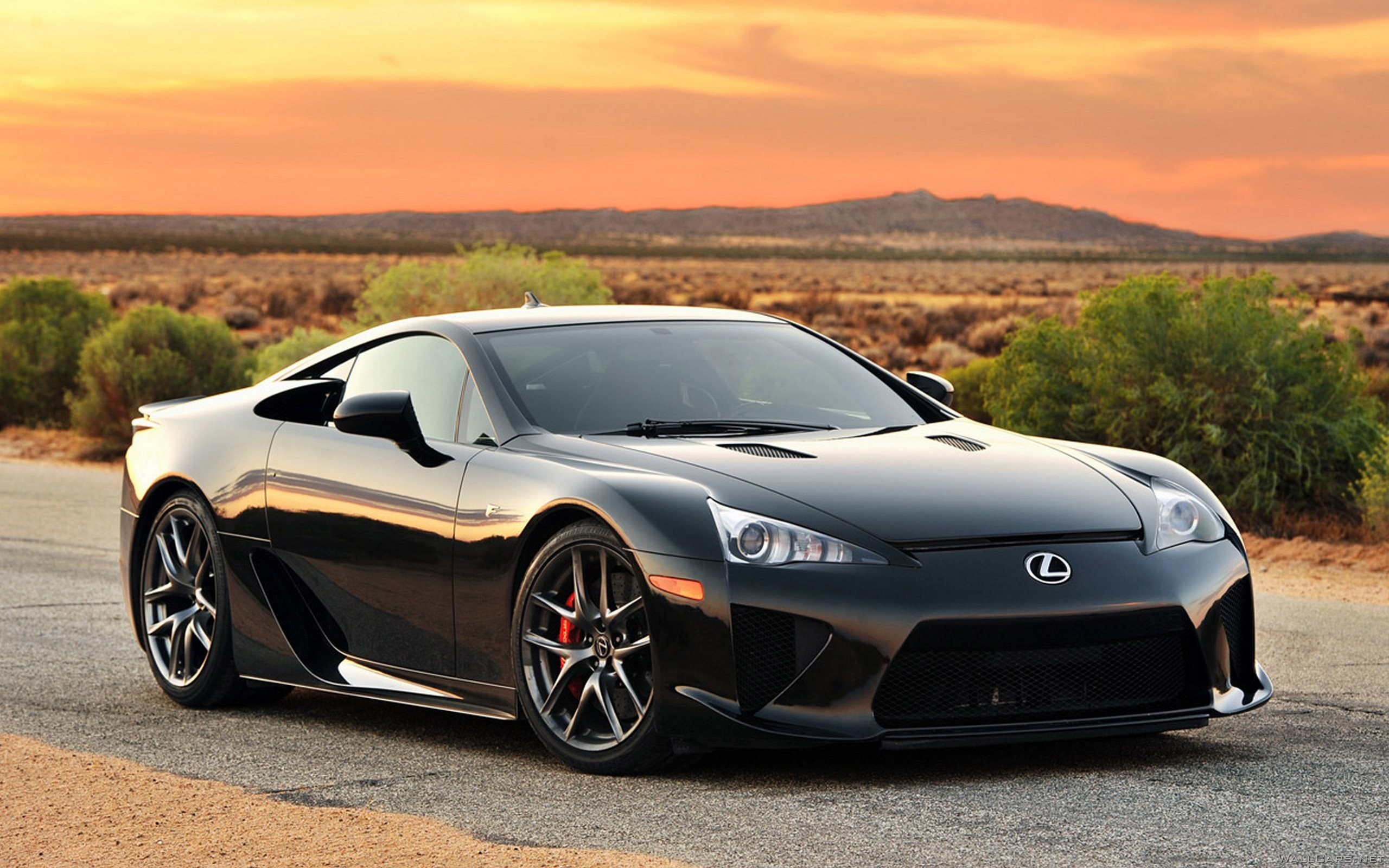 Лексус спорткар LFA