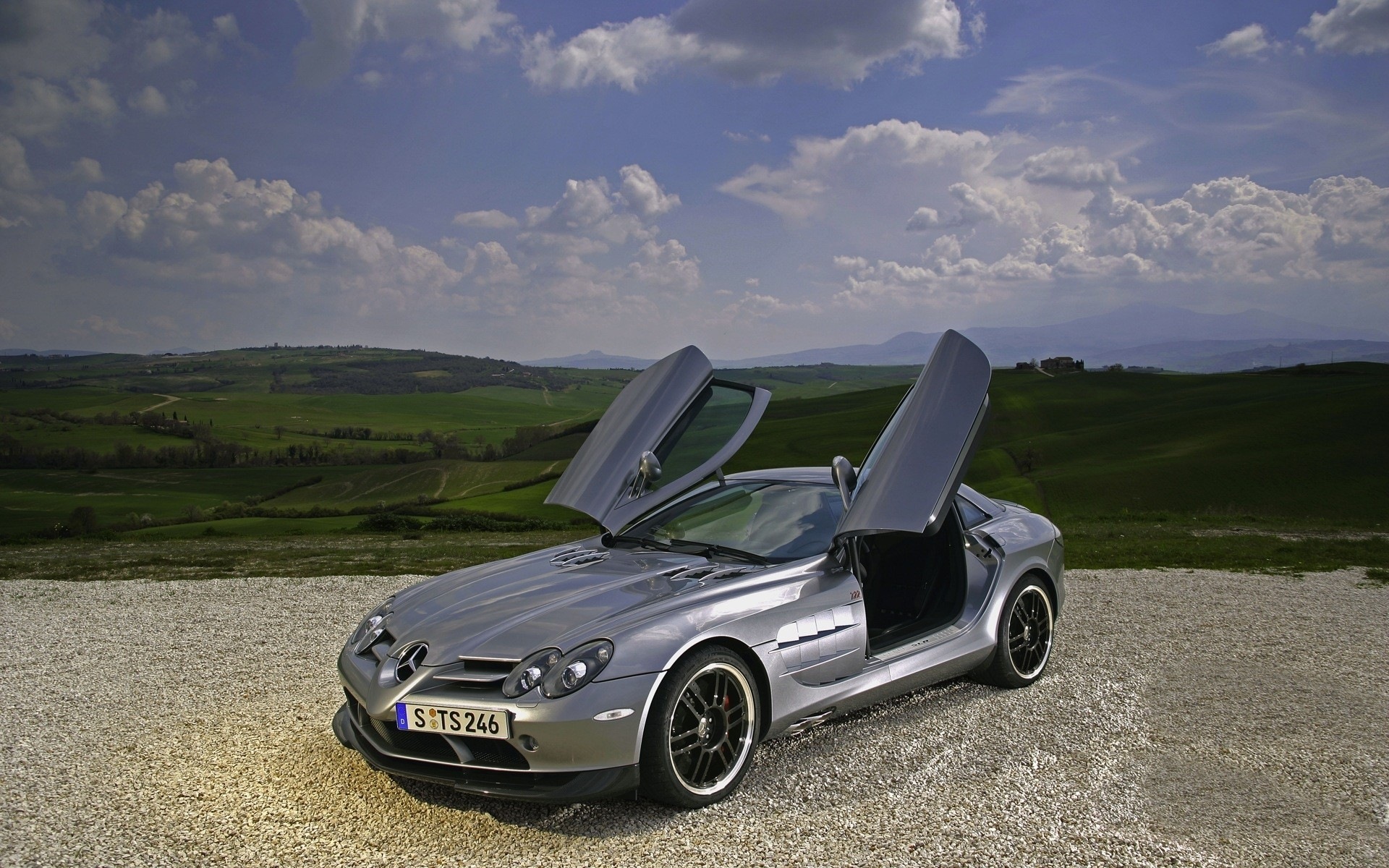 Машины Mercedes MCLAREN SLR