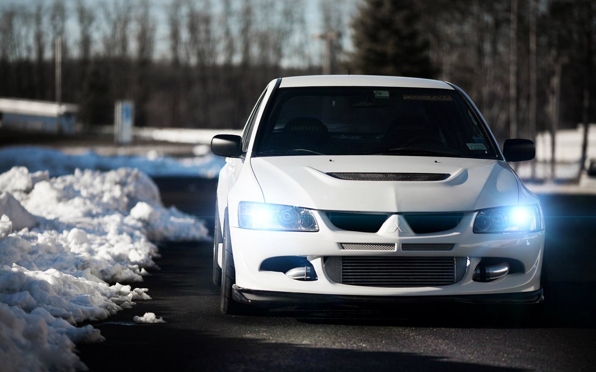 Mitsubishi Lancer Evolution 10 White