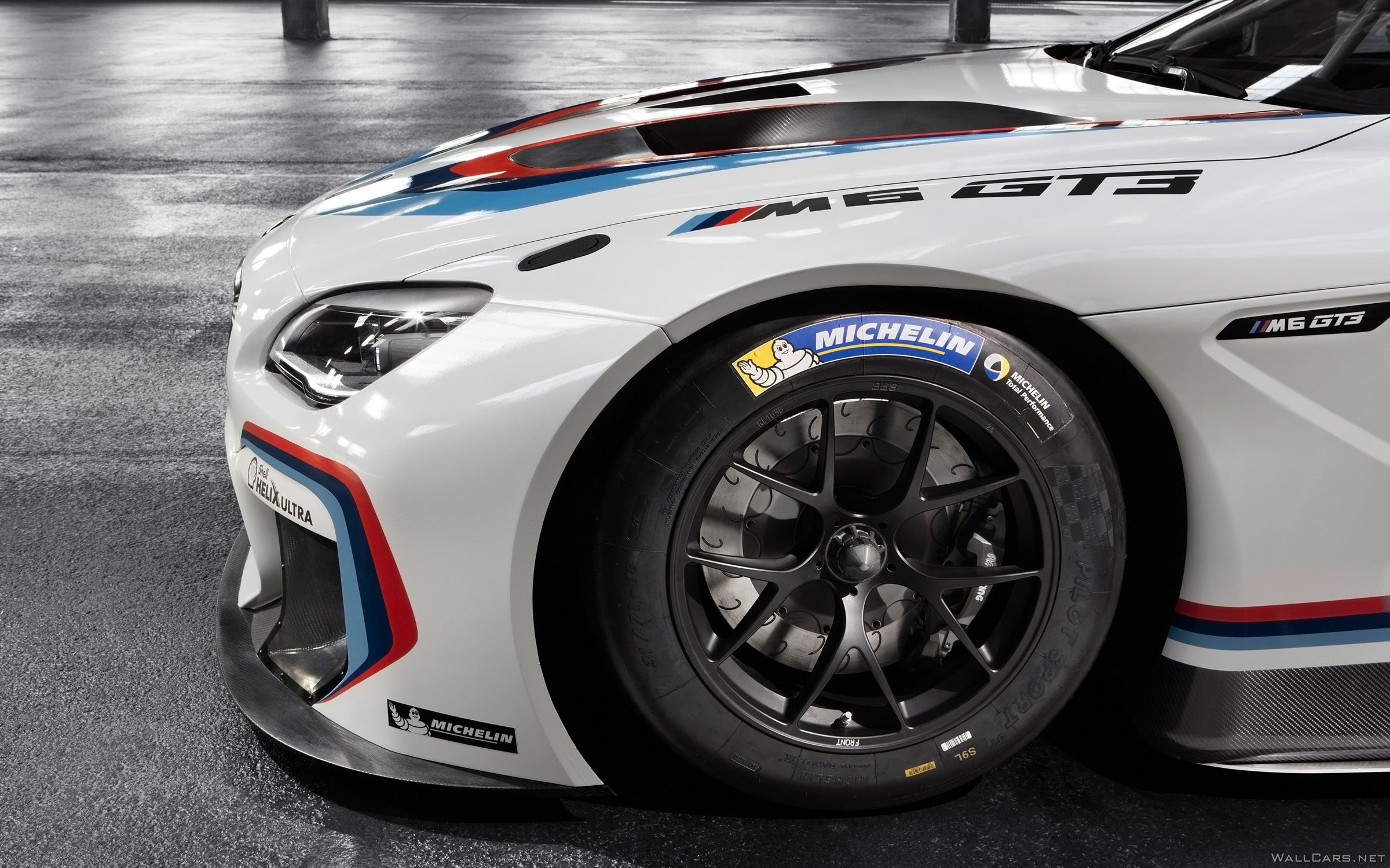 Передок, BMW M6 GT3, 2016, капот, шины Мишлен, диски, карбон, арки, спорт