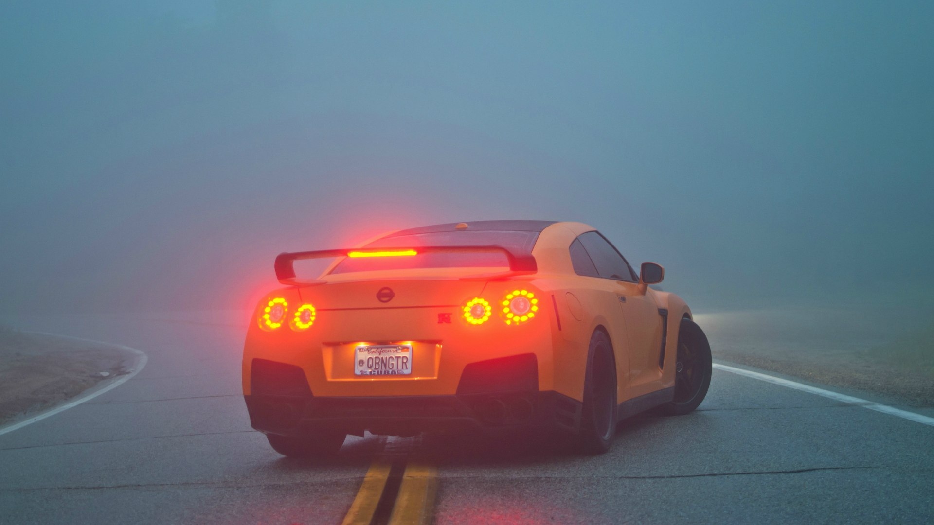 Nissan GTR Orange