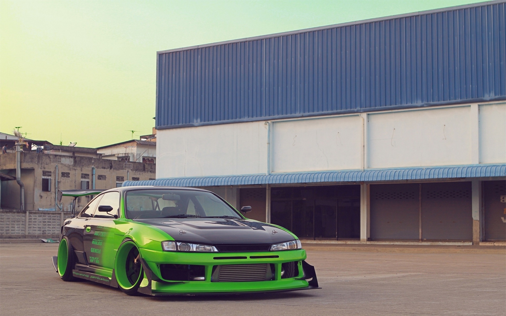 Nissan Skyline Green Drift