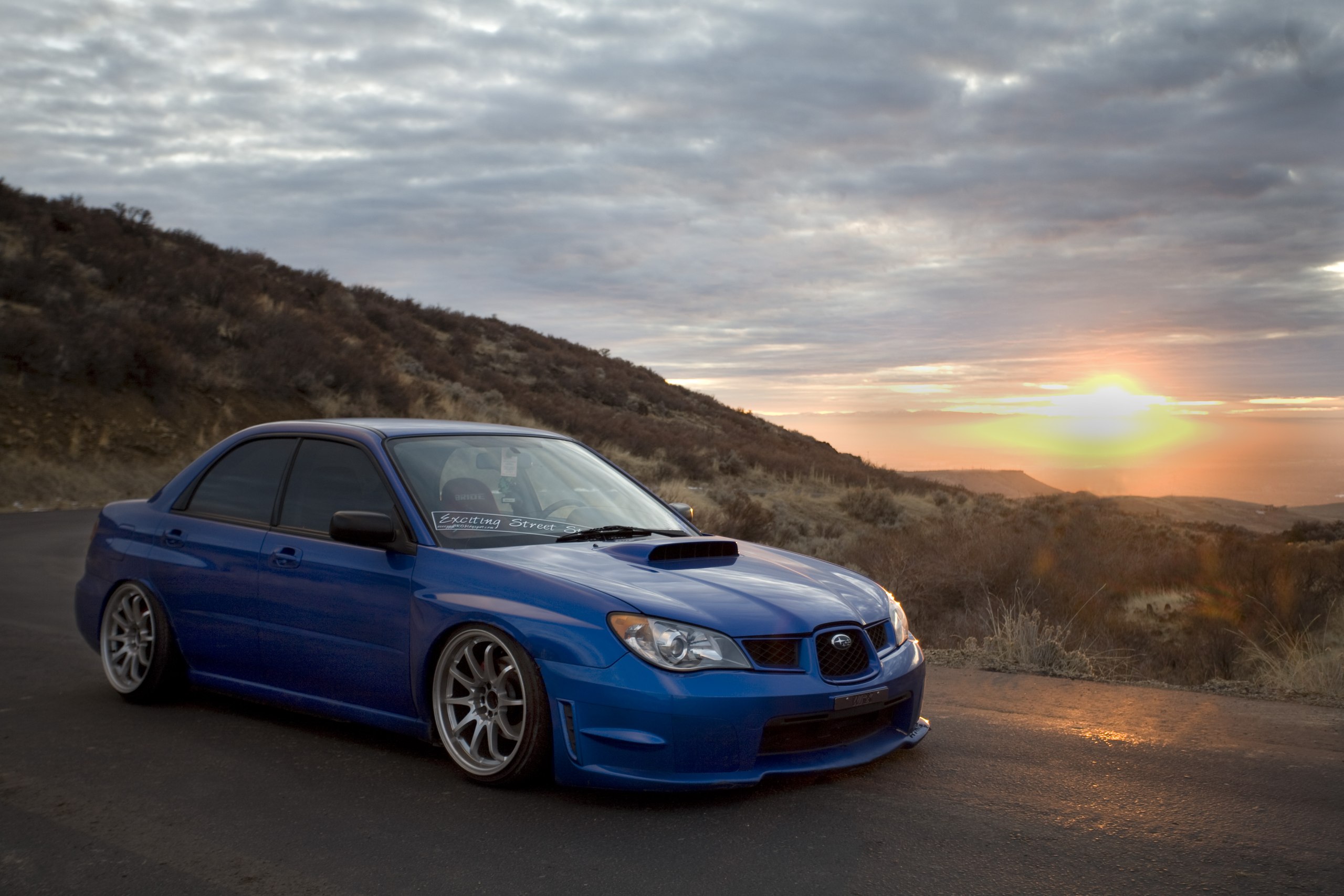 Subaru Impreza WRX STI 2006 красный