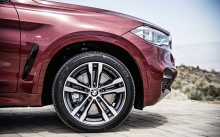   , BMW X6 M50d