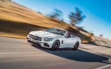 Скорость, белый Mercedes-AMG SL 63, 2016, новинка, трасса, капот, фары