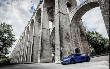 Синяя Ауди Р8, Audi R8 LMX, акведук, Италия, история, сооружение, архитектура, фото новой Ауди Р8 2015 года