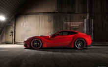 Тюнинг Феррари Ф12, Ferrari F12berlinetta, сбоку, красный, диски, итальянский суперкар