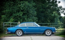 Синяя Ferrari 330 GT, 1964, сбоку, лес, природа, колеса, ретро, классика, blue, wheels, classic, side, park, forest