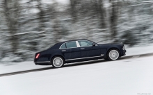 Мощный Bentley Mulsanne, Бентли Мульсан, снежное поле, скорость, лес