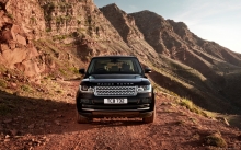 Черный Range Rover, анфас, горы, бездорожье, скалы