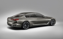 Серебристый BMW Vision Future Luxury Concept, БМВ Концепт, задок, фонари, диски, студия