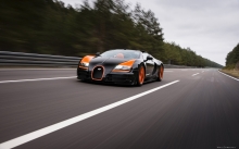  Bugatti Veyron Grand Sport   